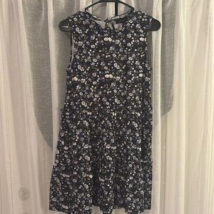 Casual floral dress in dark blue